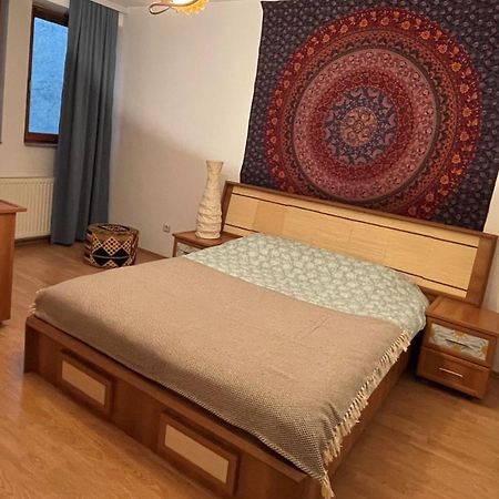 פרישטינה Mexican Touch Apartment With Parking Garage מראה חיצוני תמונה